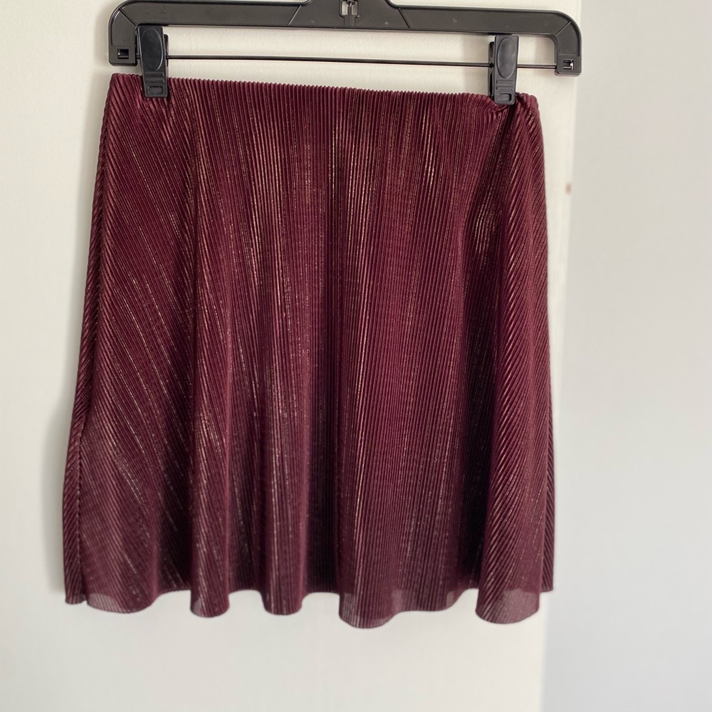 BCBGeneration Burgundy Mini skirt, XS - Picture 6 of 7